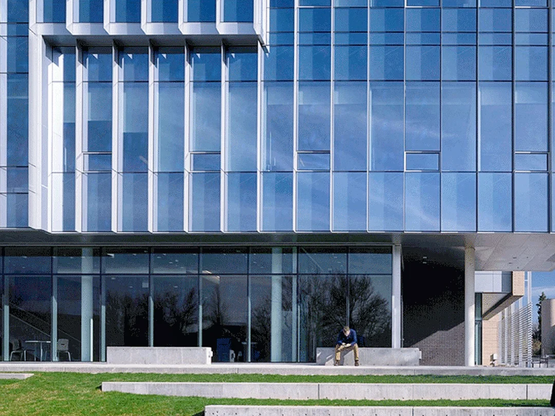 Glazing & Cladding of case acrylic