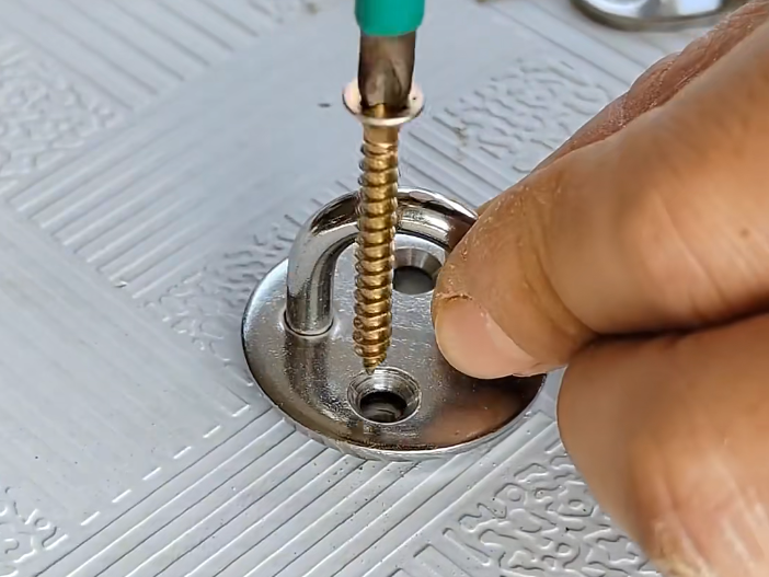 PVC foam boards are assembled with self-tapping screws.